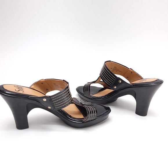 Sofft Black Patent Leather Croc Embossed T-Strap Platform Heel Sandals 7.5M main image 0
